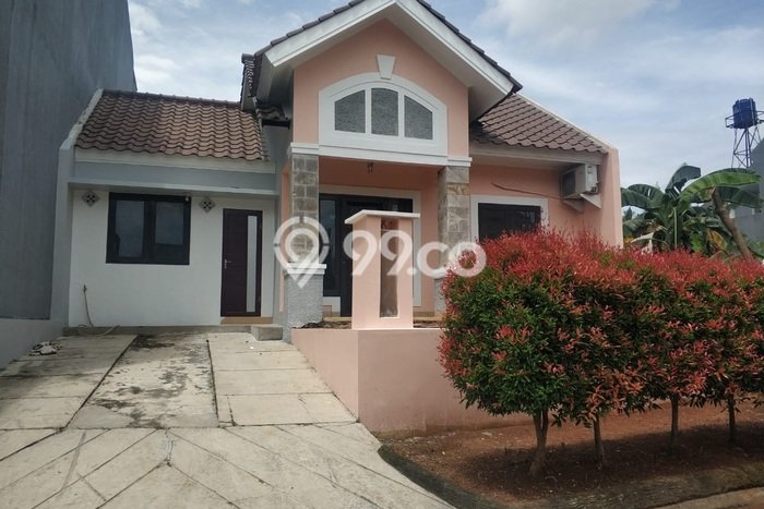 Dijual Rumah 4 Kamar Lokasi Ideal Bagus dan Strategis di Cimanggis Dijual Rumah 4 Kamar Lokasi Ideal Bagus dan Strategis di Cimanggis