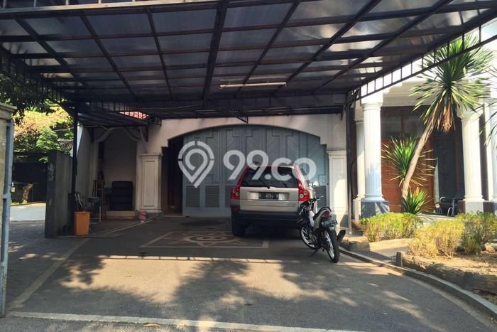 Dijual Rumah Luas Megah Dengan View Cantik di Cibubur, Jakarta Timur Dijual Rumah Luas Megah Dengan View Cantik di Cibubur, Jakarta Timur