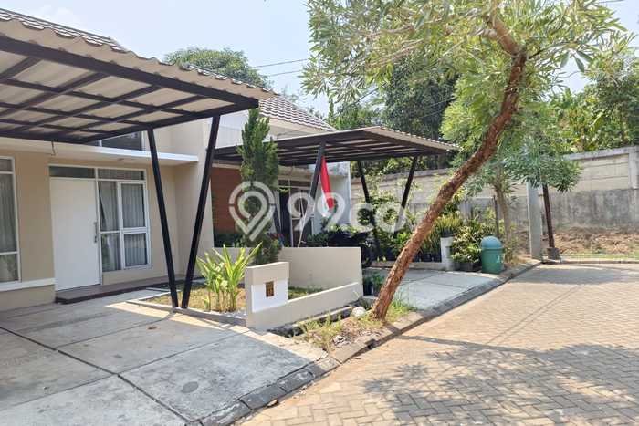 Dijual Rumah 2 Kamar Lokasi Strategis Nyaman dan Strategis di Cileungsi Dijual Rumah 2 Kamar Lokasi Strategis Nyaman dan Strategis di Cileungsi