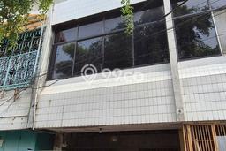 Ruko Dijual di Jakarta Barat LT 60m2 & LB 180m2 Lokasi Terbaik! Ruko Dijual di Jakarta Barat LT 60m2 & LB 180m2 Lokasi Terbaik!