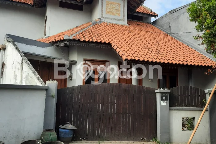 Rumah Modern 6 KT di Tunggulwulung Malang Rumah Modern 6 KT di Tunggulwulung Malang