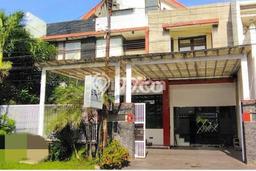 Rumah Elit LB 650m2 Siap Huni Desain Elegan di Soekarno Hatta, Malang Rumah Elit LB 650m2 Siap Huni Desain Elegan di Soekarno Hatta, Malang
