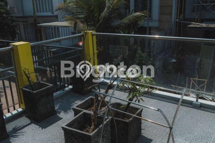 Dijual Rumah Mewah Exclusive di Klojen, Malang Dijual Rumah Mewah Exclusive di Klojen, Malang