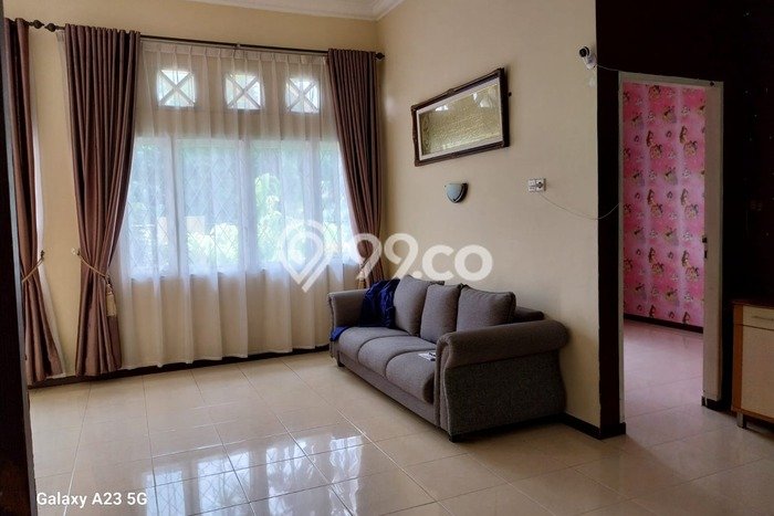 Rumah Strategis Modern Lb 167m2 di Tenayan Raya, Pekanbaru Rumah Strategis Modern Lb 167m2 di Tenayan Raya, Pekanbaru