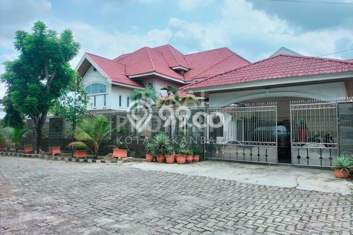 Jual Rumah Mewah Elegan Dengan View Cantik di Arengka, Pekanbaru Jual Rumah Mewah Elegan Dengan View Cantik di Arengka, Pekanbaru