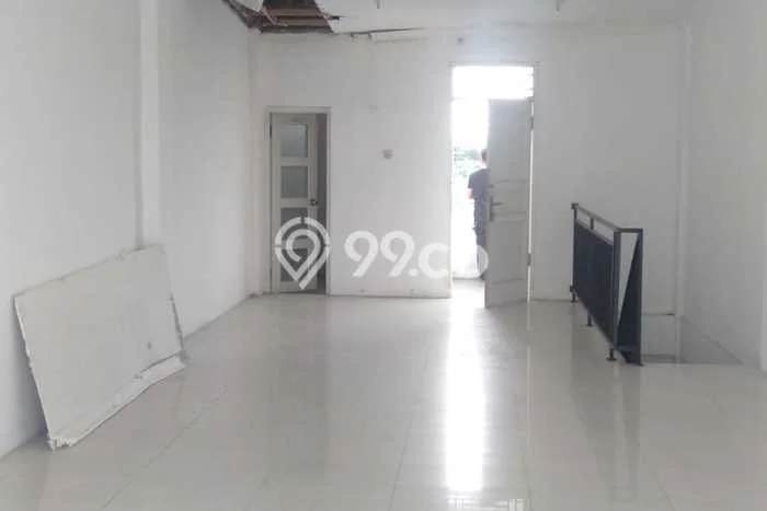 Ruko Disewakan Kawasan Panongan, Luas 118m², Area Komersial, Jalan Utama Ruko Disewakan Kawasan Panongan, Luas 118m², Area Komersial, Jalan Utama