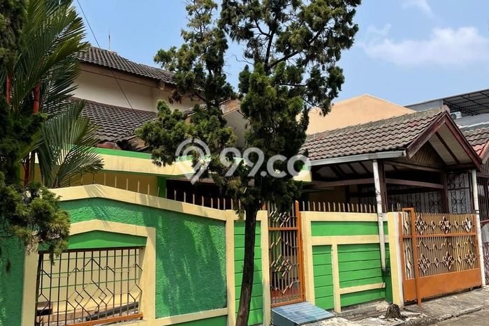 For Sale Rumah 3 Kamar Lokasi Ideal Bagus dan Strategis di Ciledug For Sale Rumah 3 Kamar Lokasi Ideal Bagus dan Strategis di Ciledug