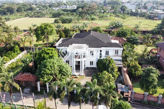 Siap Huni Rumah Mewah 4 Kamar di Tapos Dekat ke Mana Saja Siap Huni Rumah Mewah 4 Kamar di Tapos Dekat ke Mana Saja