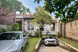 Dijual Rumah Premium dengan Fasilitas Sekitar Lengkap di BSD, Tangerang Selatan Dijual Rumah Premium dengan Fasilitas Sekitar Lengkap di BSD, Tangerang Selatan
