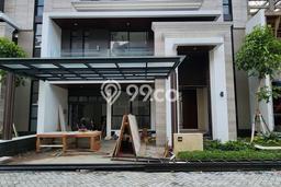 Siap Huni Rumah Mewah 5 Kamar di Cilandak Dekat ke Mana Pun Siap Huni Rumah Mewah 5 Kamar di Cilandak Dekat ke Mana Pun