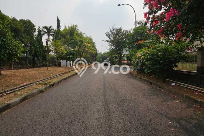 Tanah Bisnis Kawasan Bintaro, Luas 160m², Akses Mudah Tanah Bisnis Kawasan Bintaro, Luas 160m², Akses Mudah