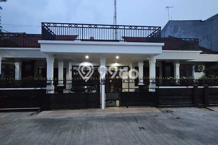 For Sale! Luxury House LT 300m2 Desain Elegan di Galaxy For Sale! Luxury House LT 300m2 Desain Elegan di Galaxy