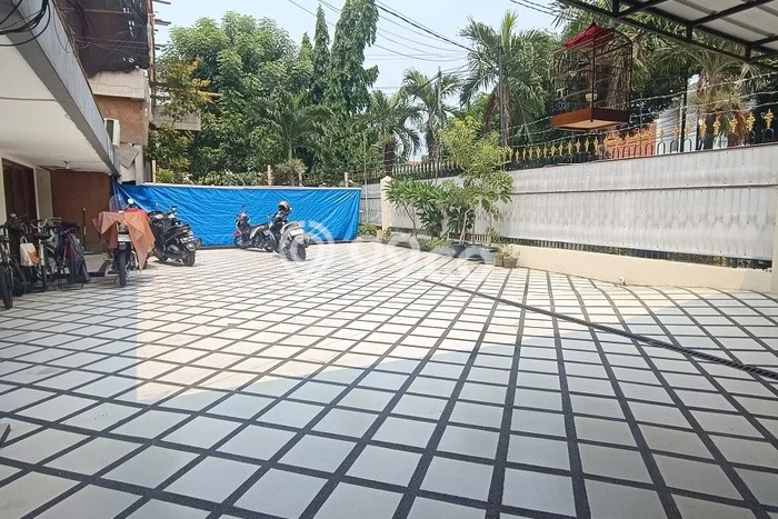 Tersedia Rumah Kost di Rawamangun, Jakarta Timur 33 Kamar Tersedia Rumah Kost di Rawamangun, Jakarta Timur 33 Kamar