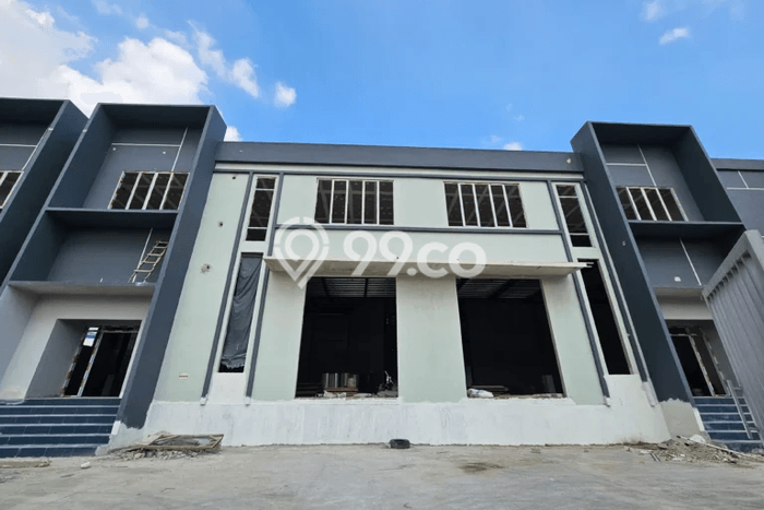Unit Gudang disewakan di Cikarang Pusat Bekasi dengan LT 384m2 / LB 328m2 Unit Gudang disewakan di Cikarang Pusat Bekasi dengan LT 384m2 / LB 328m2