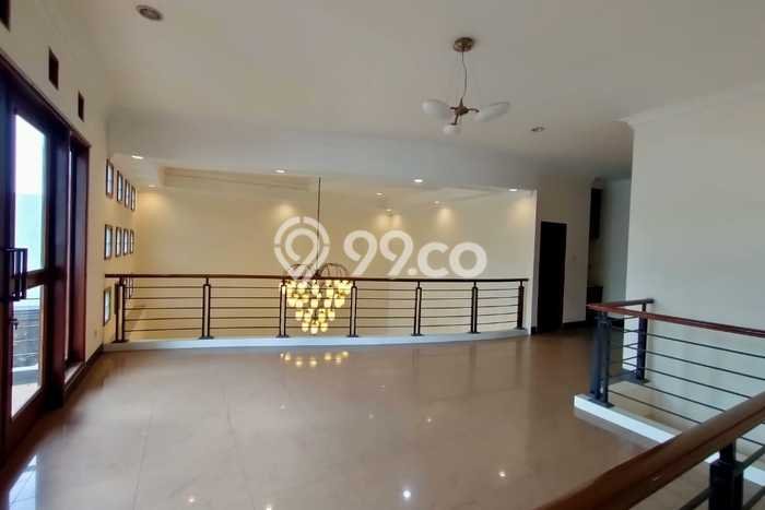 Lokasi terbaik! Rumah siap huni dikontrakkan di Batununggal LB 500m2 Lokasi terbaik! Rumah siap huni dikontrakkan di Batununggal LB 500m2