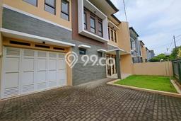 Hunian Mewah Siap Huni LT 208m2 di Batununggal, Bandung Hunian Mewah Siap Huni LT 208m2 di Batununggal, Bandung