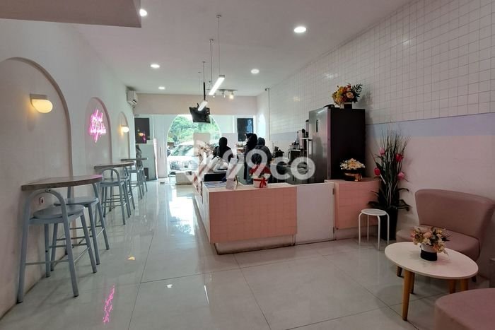 Ruko Disewa di Bandung dengan LB 150m2 Area Komersial Ramai Ruko Disewa di Bandung dengan LB 150m2 Area Komersial Ramai