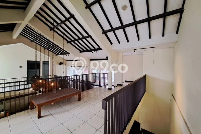 Komersial Disewa di Bandung dengan LB 600m2 Area Komersial Ramai Komersial Disewa di Bandung dengan LB 600m2 Area Komersial Ramai