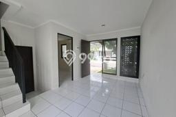 Disewakan! Rumah 2 Kamar Tidur &
2 Kamar Mandi di Gede Bage, Bandung Disewakan! Rumah 2 Kamar Tidur &
2 Kamar Mandi di Gede Bage, Bandung