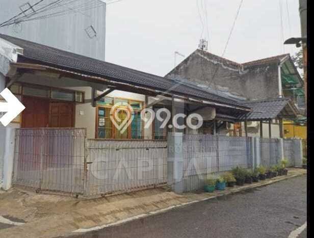 Jual Rumah Bagus Siap Huni LB 225m2 di Antapani, Bandung Jual Rumah Bagus Siap Huni LB 225m2 di Antapani, Bandung