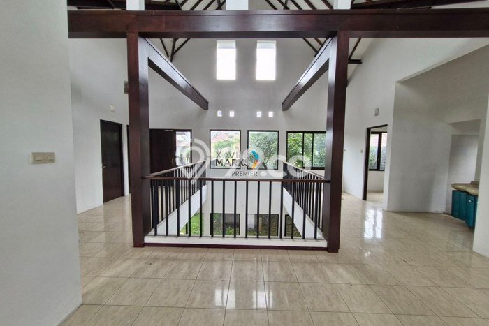 Rumah Premium di Malang Strategis Kondisi Terawat Rumah Premium di Malang Strategis Kondisi Terawat