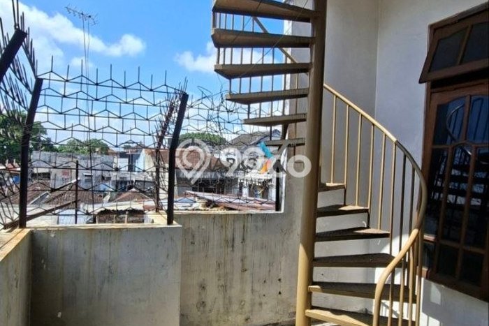 Area Strategis! Disewakan Ruko Lokasi Lowokwaru, Malang Cocok untuk Bisnis Area Strategis! Disewakan Ruko Lokasi Lowokwaru, Malang Cocok untuk Bisnis
