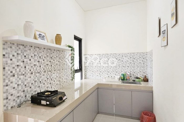 Peluang Investasi! Kost Dijual di Lowokwaru, Malang, 14 KT, 14 KM, Luas 160m2 Peluang Investasi! Kost Dijual di Lowokwaru, Malang, 14 KT, 14 KM, Luas 160m2
