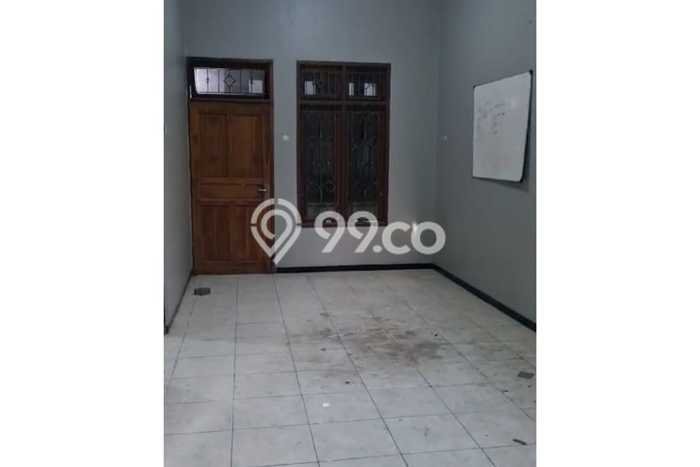 Rumah LT 121m2m² Desain Minimalis di Pedurungan, Dekat Fasilitas Umum, Semarang Rumah LT 121m2m² Desain Minimalis di Pedurungan, Dekat Fasilitas Umum, Semarang