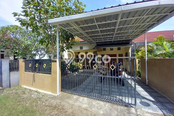 Dijual Rumah 3 Kamar Lokasi Ideal Bagus dan Strategis di Depok Dijual Rumah 3 Kamar Lokasi Ideal Bagus dan Strategis di Depok