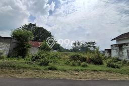 Lahan Kosong Dijual di Kalasan, Sleman, Luas 273m2 Area Strategis Lahan Kosong Dijual di Kalasan, Sleman, Luas 273m2 Area Strategis