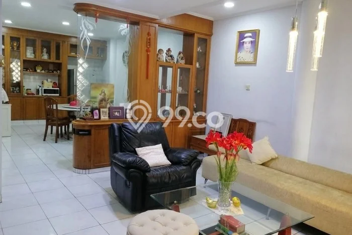 Rumah Mewah Akses Strategis di Jakarta Utara Semi Furnished Rumah Mewah Akses Strategis di Jakarta Utara Semi Furnished
