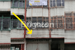 PROSPEK BAGUS! Ruko Kawasan Medan Maimun, Luas 188m2m², Area Komersial PROSPEK BAGUS! Ruko Kawasan Medan Maimun, Luas 188m2m², Area Komersial