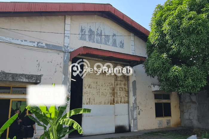 LOKASI STRATEGIS! Gudang Kawasan Deli Tua, Luas 555m², Pusat Bisnis LOKASI STRATEGIS! Gudang Kawasan Deli Tua, Luas 555m², Pusat Bisnis