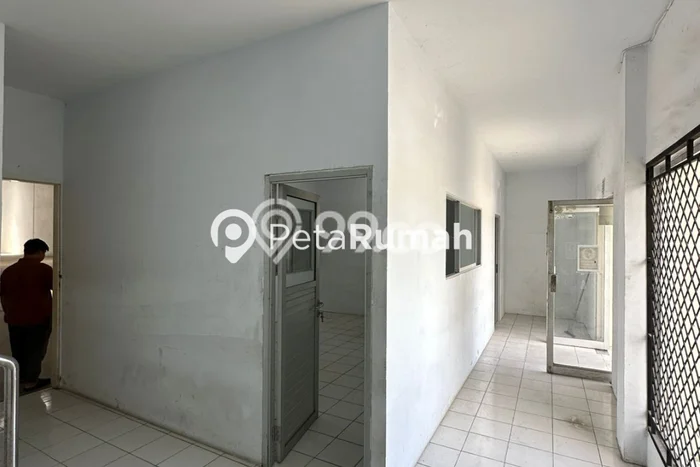 For Rent Gudang Premium Kawasan Medan Sunggal, Luas 1500m², Lokasi Berkembang For Rent Gudang Premium Kawasan Medan Sunggal, Luas 1500m², Lokasi Berkembang