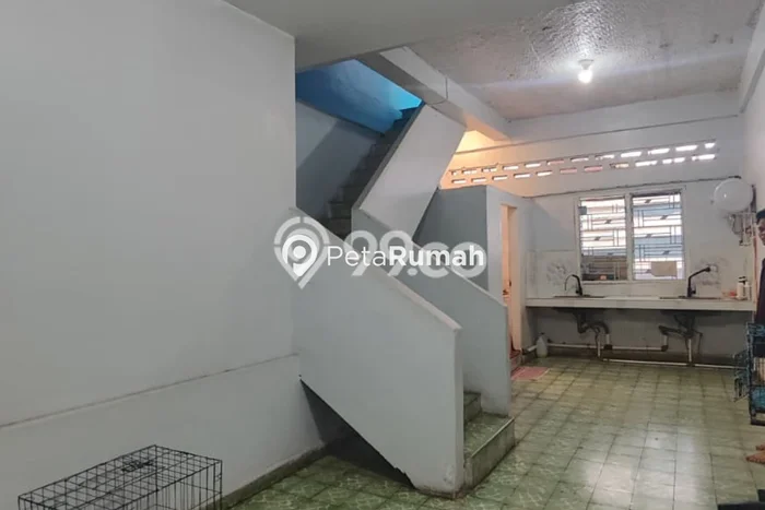 Ruko Disewa di Medan Perjuangan, Medan, LT 160m2 / LB 160m2 Ruko Disewa di Medan Perjuangan, Medan, LT 160m2 / LB 160m2