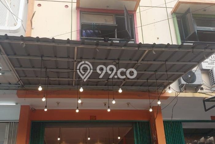 Lokasi Strategis! Dijual Ruko Bisnis di Cengkareng, Jakarta Barat Kondisi Bagus Lokasi Strategis! Dijual Ruko Bisnis di Cengkareng, Jakarta Barat Kondisi Bagus