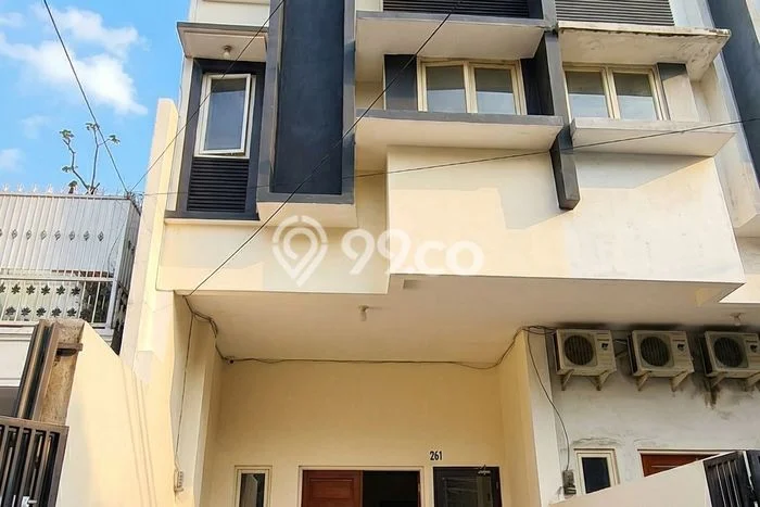 FOR RENT! Ruko di Tomang Cocok untuk Bisnis 150m2 FOR RENT! Ruko di Tomang Cocok untuk Bisnis 150m2