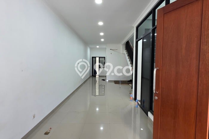 Rumah Cantik Siap Huni Di Kebon Jeruk Luas 243m2 Lokasi Strategis Rumah Cantik Siap Huni Di Kebon Jeruk Luas 243m2 Lokasi Strategis