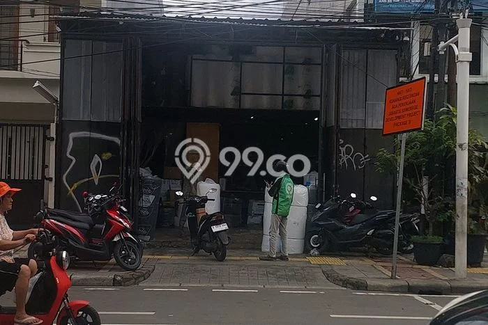 Tanah Investasi Dijual di Jakarta Pusat Punya Luas 240m2 Tanah Investasi Dijual di Jakarta Pusat Punya Luas 240m2