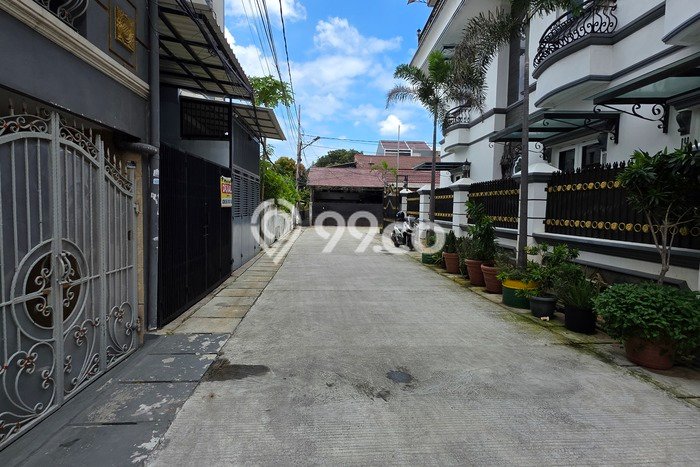 Rumah Modern 3 KT di Grogol Jakarta Barat Unfurnished Rumah Modern 3 KT di Grogol Jakarta Barat Unfurnished