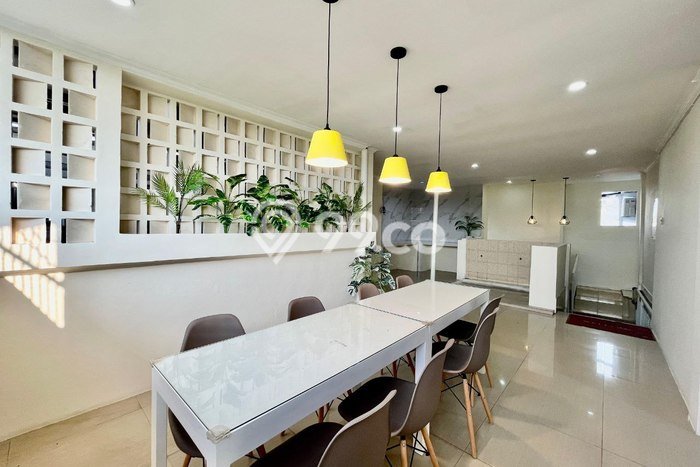 Rumah Elit LB 500m2 Siap Huni Desain Elegan di Depok I, Depok Rumah Elit LB 500m2 Siap Huni Desain Elegan di Depok I, Depok