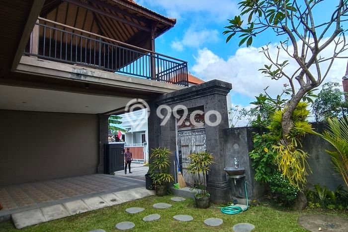 Rumah Modern area Kemenuh, Gianyar, Luas 200m² LB 150m² Rumah Modern area Kemenuh, Gianyar, Luas 200m² LB 150m²