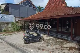 Unit Komersial Tersedia di Kerobokan Kelod Spesifikasi LB 200m2 Unit Komersial Tersedia di Kerobokan Kelod Spesifikasi LB 200m2