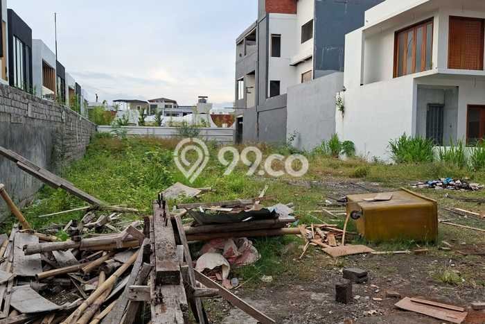 Kavling Tanah untuk Disewa di Seminyak Lahan Luas 600m2 Kavling Tanah untuk Disewa di Seminyak Lahan Luas 600m2