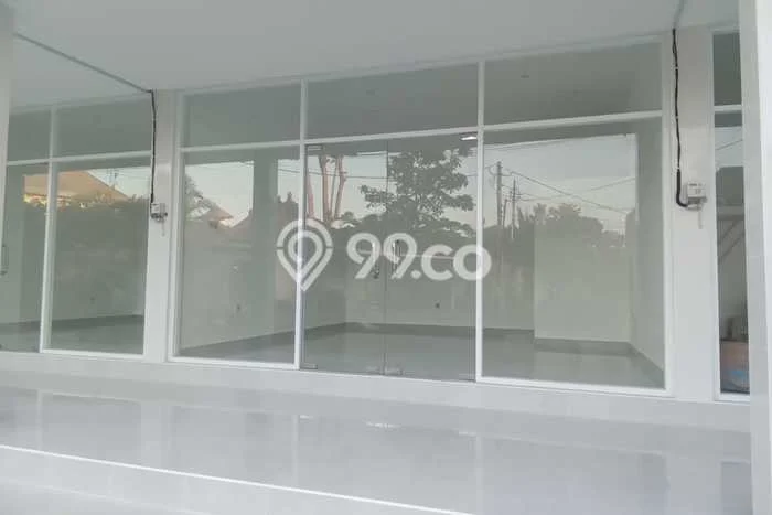 Disewakan Ruko di Kawasan Ramai Seminyak Luas 48m2 Disewakan Ruko di Kawasan Ramai Seminyak Luas 48m2