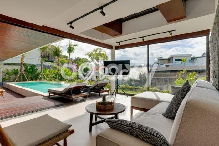 DIJUAL! Vila Kawasan Kuta Utara, Luas 343m2m², Posisi Premium DIJUAL! Vila Kawasan Kuta Utara, Luas 343m2m², Posisi Premium