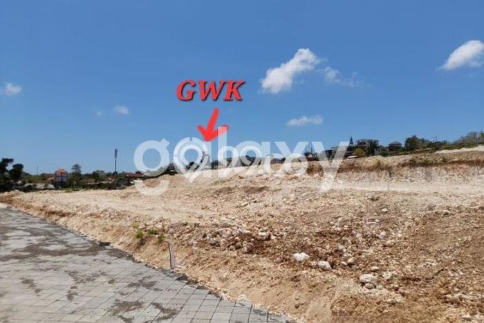 Tanah Dijual Lokasi Kuta Selatan, Badung dengan Luas Tanah 360m2 dan Status - Tanah Dijual Lokasi Kuta Selatan, Badung dengan Luas Tanah 360m2 dan Status -