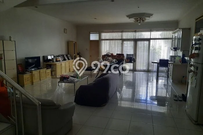 Rumah Elit LB 450m2 Siap Huni Desain Elegan di Setiabudi, Bandung Rumah Elit LB 450m2 Siap Huni Desain Elegan di Setiabudi, Bandung