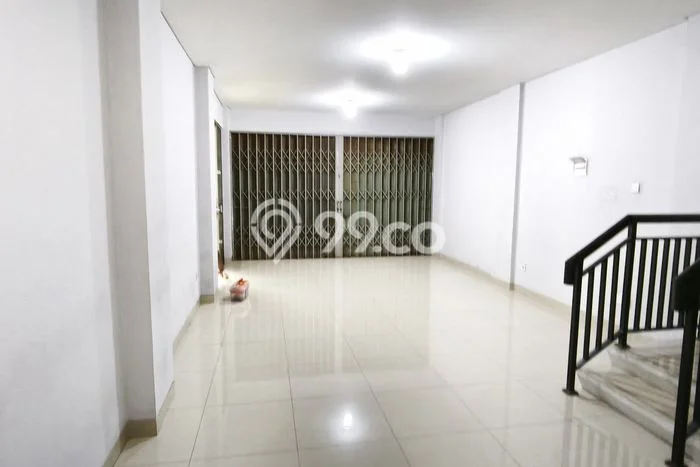 Ruko Dijual di Prime Area Bandung Luas 220m2 Ruko Dijual di Prime Area Bandung Luas 220m2