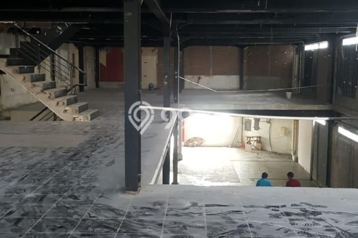 LOKASI STRATEGIS! Ruko For Rent di Sudirman, Luas 1500m², Area Komersial LOKASI STRATEGIS! Ruko For Rent di Sudirman, Luas 1500m², Area Komersial